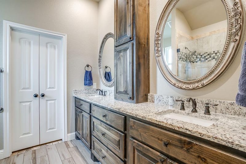 2204 Snake River Drive, Granbury TX 76048 - Photo 37
