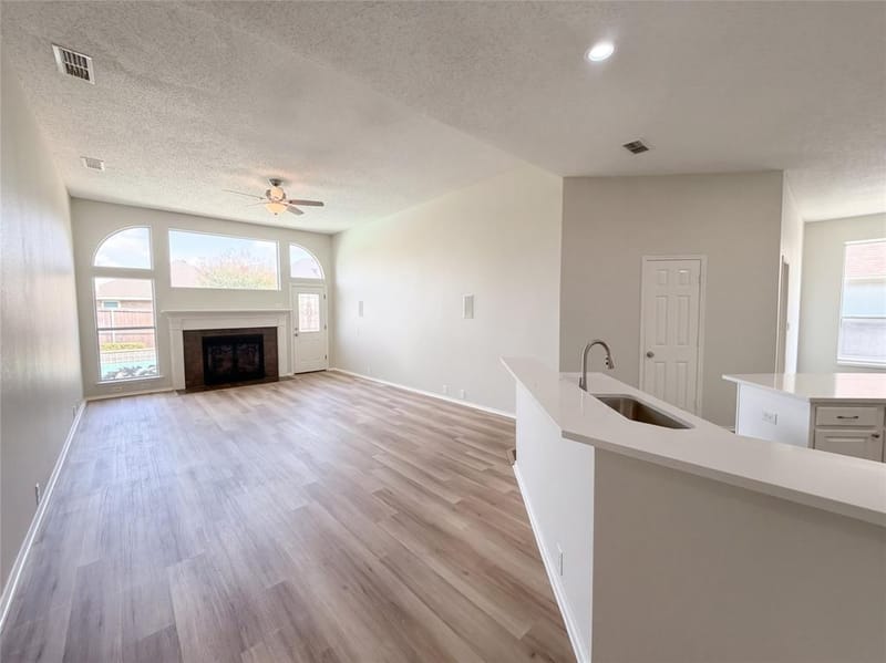401 Pin Oak Trail, Keller TX 76248 - Photo 8