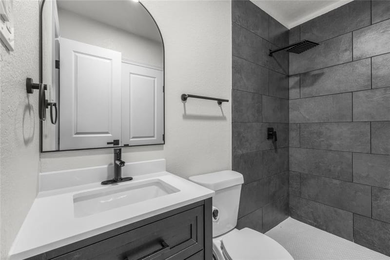4548 Hodgkins Road, Lake Worth TX 76135 - Photo 11