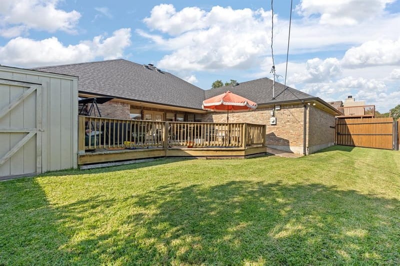 405 Lincoln Oaks Drive, Burleson TX 76028 - Photo 35