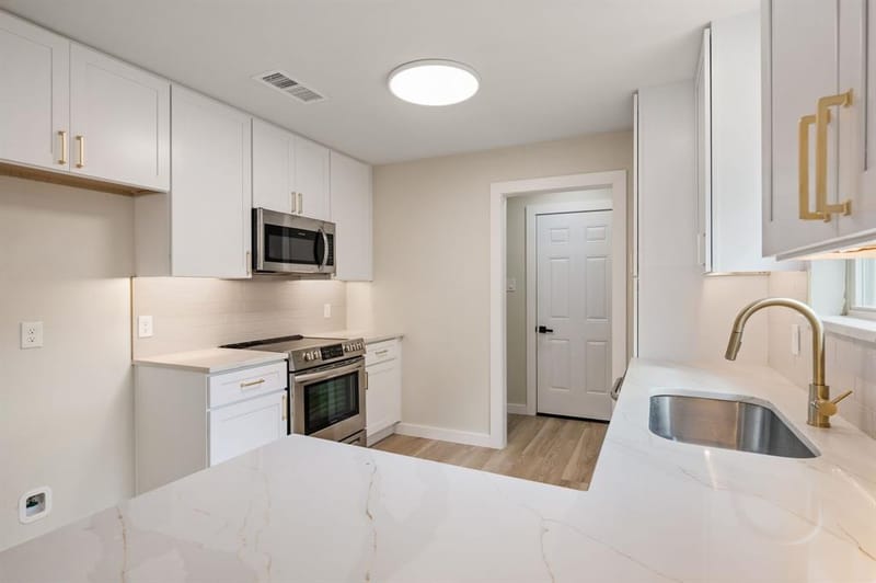 505 Emerson Drive, Euless TX 76039 - Photo 5