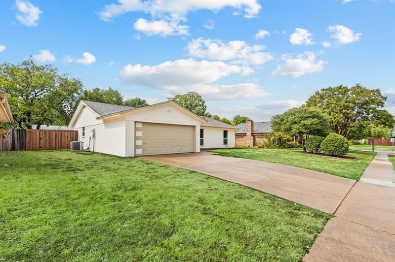 505 Emerson Drive, Euless TX 76039 - Photo 19