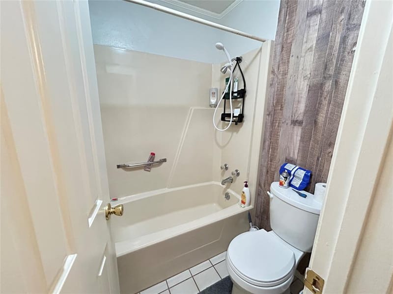 120 Cedar Springs Boulevard, Sulphur Springs TX 75482 - Photo 10