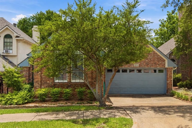 2614 Rockport Circle, Garland TX 75044 - Photo 2