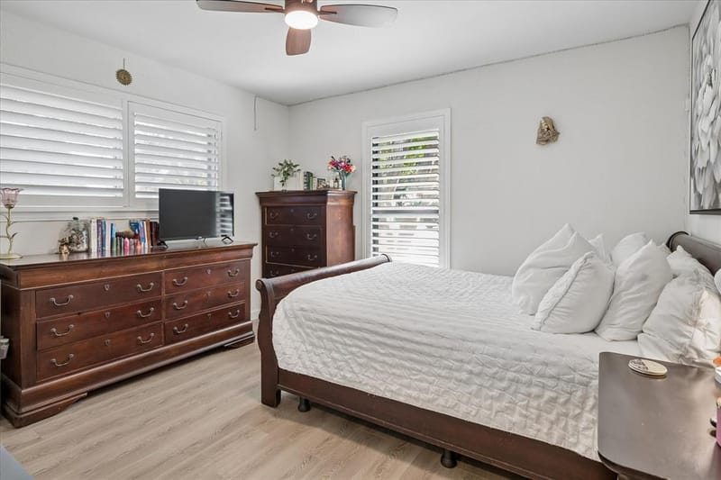 10102 Laingtree Drive, Dallas TX 75243 - Photo 17