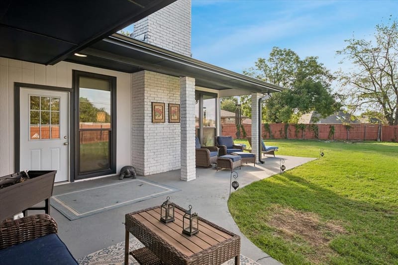 10102 Laingtree Drive, Dallas TX 75243 - Photo 24