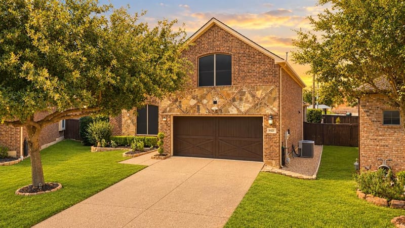 8421 La Fontaine Drive, North Richland Hills TX 76182