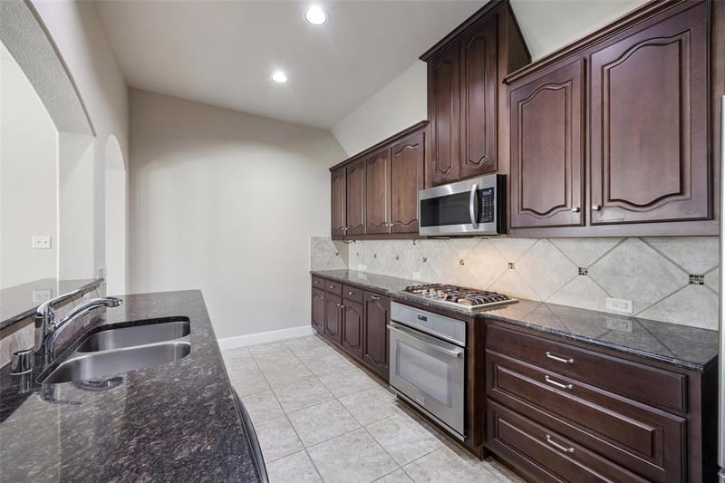 901 Memory Lane, McKinney TX 75072 - Photo 13