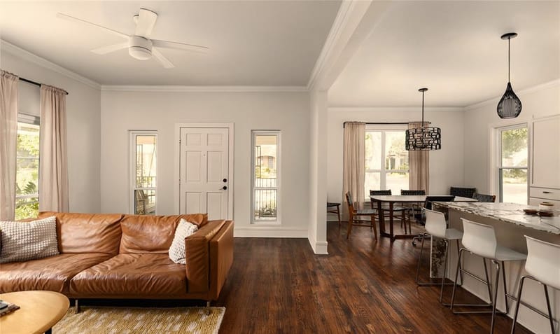 938 N Clinton Avenue, Dallas TX 75208 - Photo 7