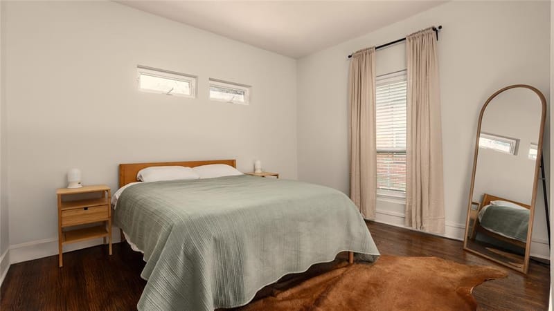938 N Clinton Avenue, Dallas TX 75208 - Photo 10
