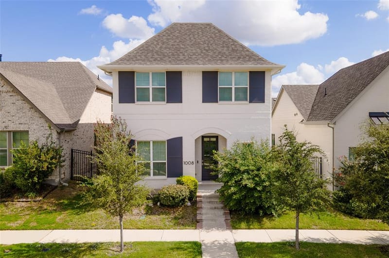 1008 Bolden Avenue, Crowley TX 76036