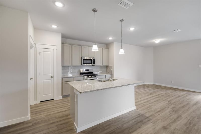 2429 Spring Side Drive, Royse City TX 75189