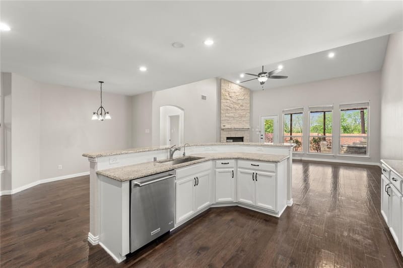 740 Sundrop Drive, Little Elm TX 75068 - Photo 10
