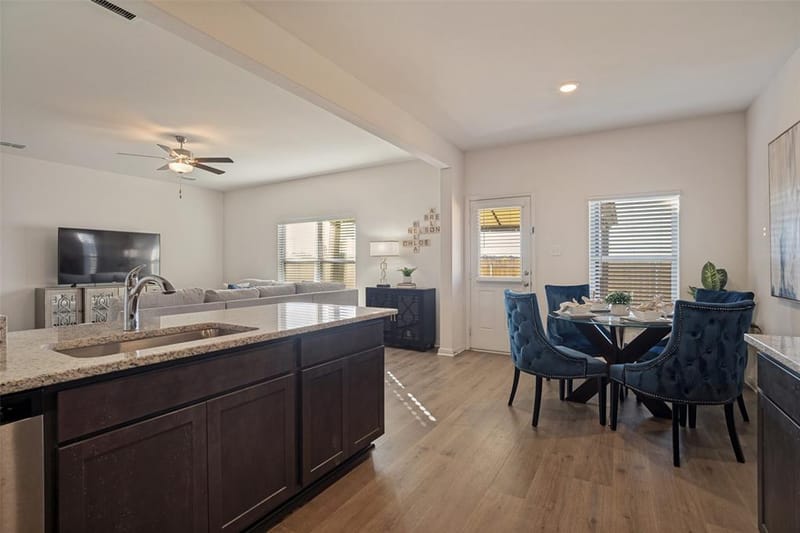 8324 Columbia Falls Road, Ponder TX 76259 - Photo 5