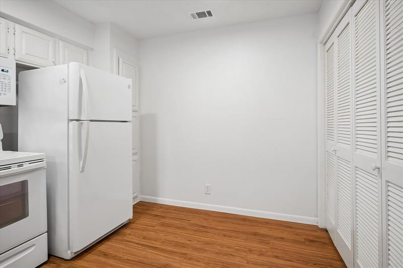 5200 Martel Avenue # 6G, Dallas TX 75206 - Photo 12