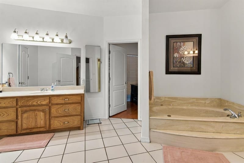 1607 N Park Drive, Bowie TX 76230 - Photo 20