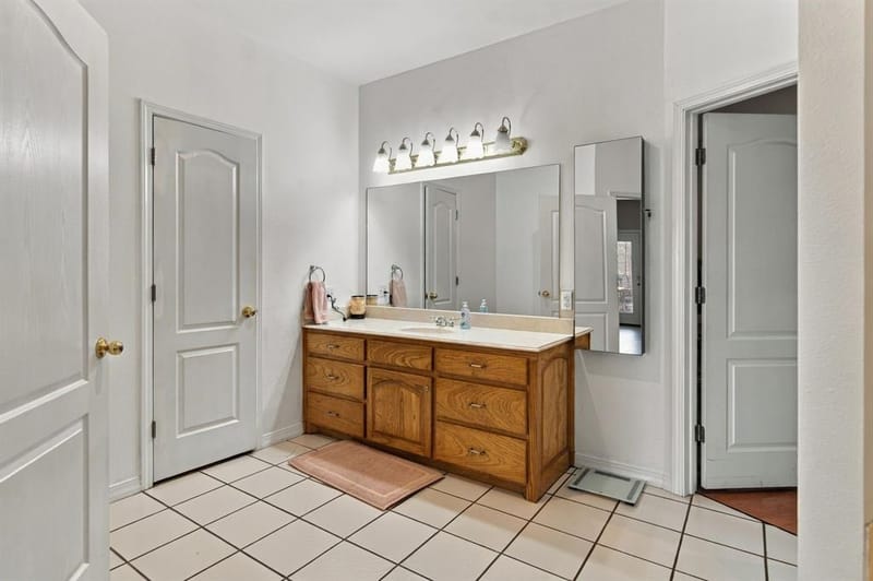 1607 N Park Drive, Bowie TX 76230 - Photo 19