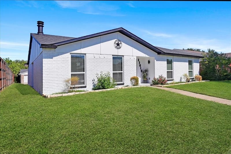 11615 Featherbrook Drive, Dallas TX 75228 - Photo 2