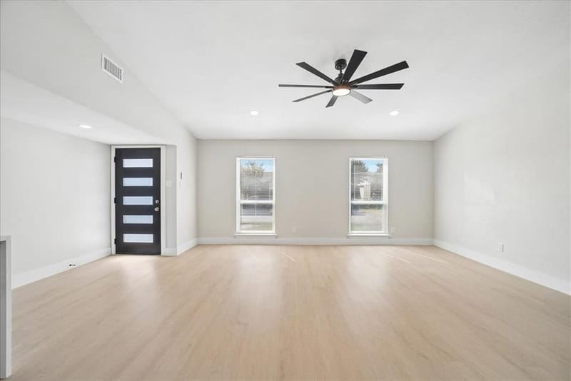 11615 Featherbrook Drive, Dallas TX 75228 - Photo 9