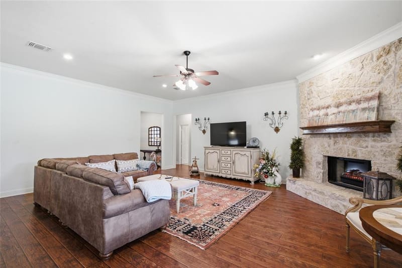 223 Deer Creek Drive, Aledo TX 76008 - Photo 21