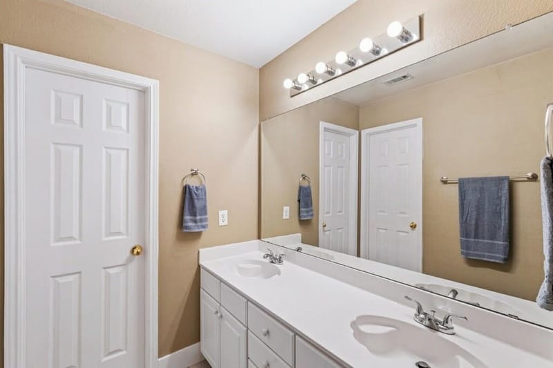 1464 Summerhill Drive, Carrollton TX 75007 - Photo 18