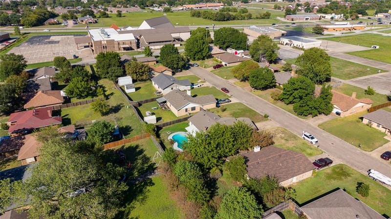 5010 Utah Street, Greenville TX 75402 - Photo 2
