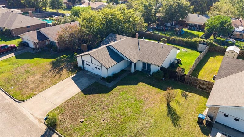 5010 Utah Street, Greenville TX 75402 - Photo 4