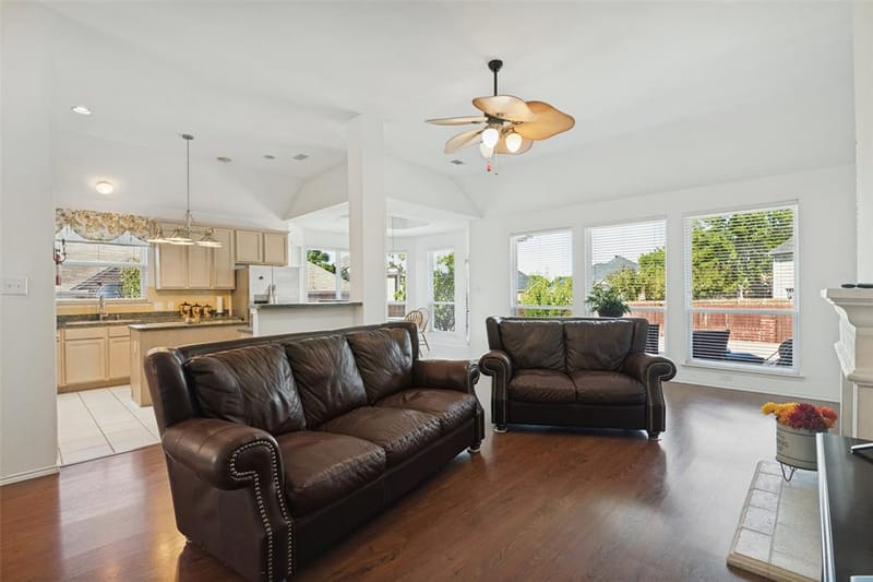 4714 Parkhaven Drive, Garland TX 75043 - Photo 8
