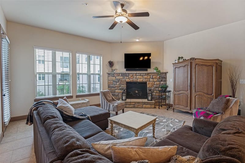 610 Via Ravello # 212, Irving TX 75039 - Photo 2