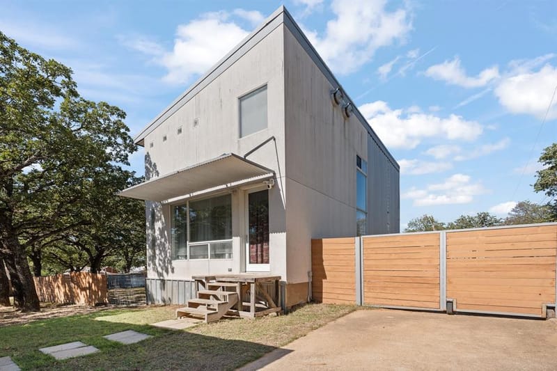 408 Pecan Drive, Burleson TX 76028