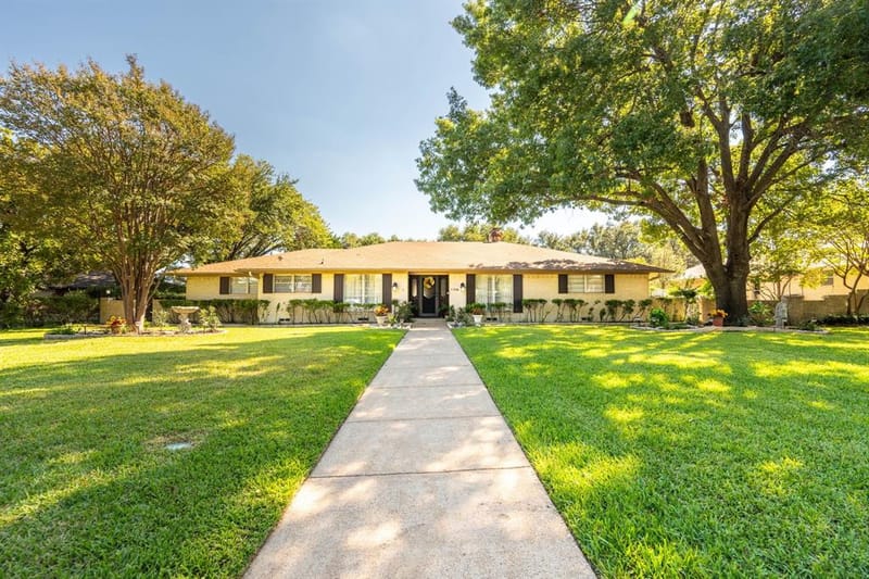 1706 Dakota Drive, Garland TX 75043