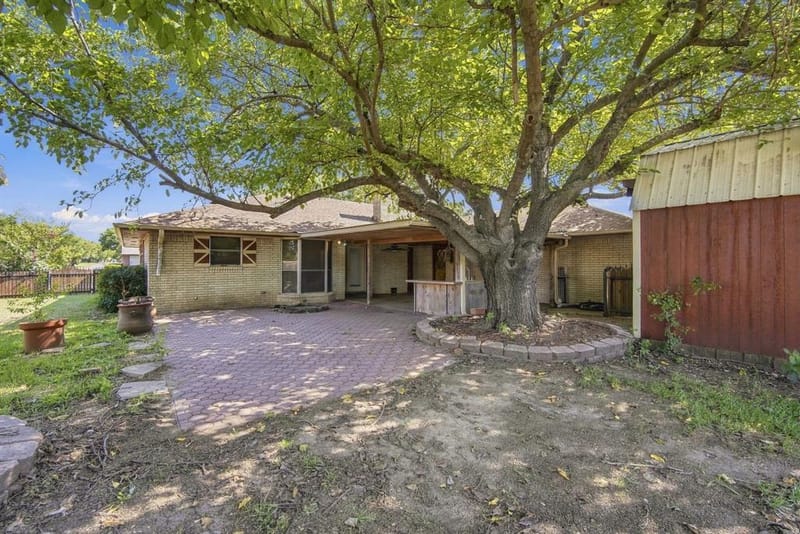 1501 Meadow Court, Midlothian TX 76065 - Photo 24