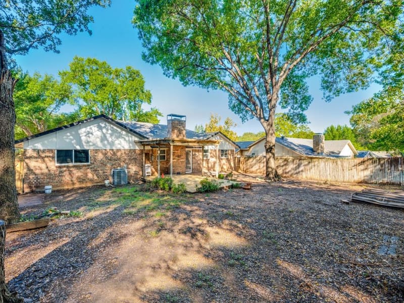 2203 Valleydale Drive, Arlington TX 76013 - Photo 23