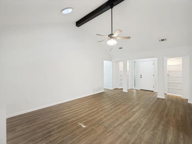 2203 Valleydale Drive, Arlington TX 76013 - Photo 5