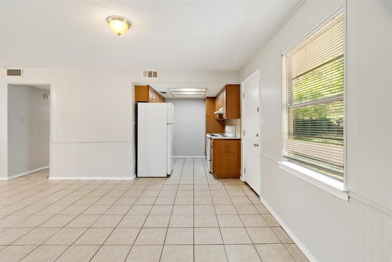 335 13th Street NW, Paris TX 75460 - Photo 6