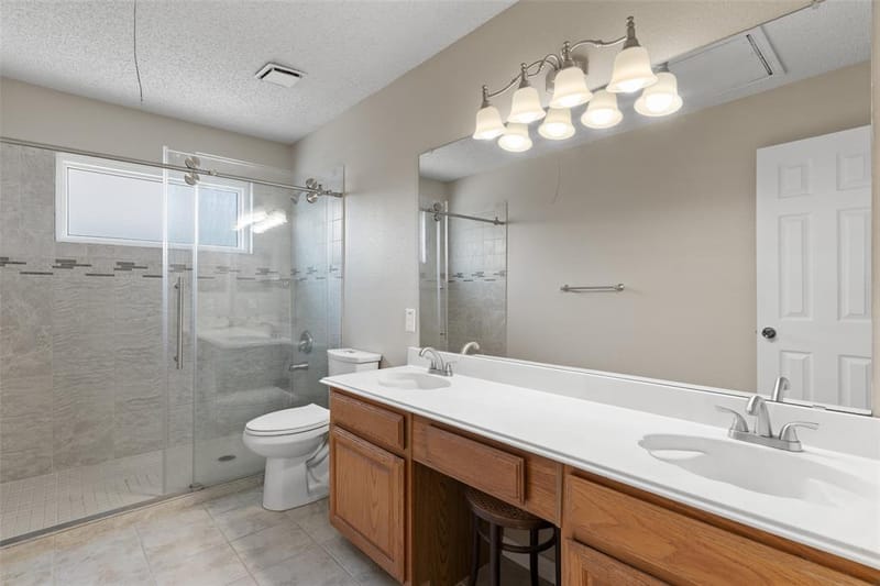 1109 Holly Drive, Carrollton TX 75010 - Photo 18