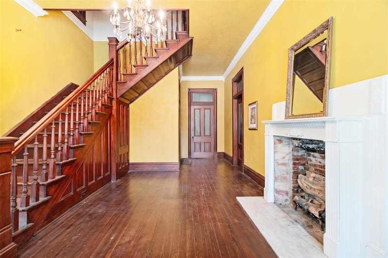 334 W Washington Street, Paris TX 75460 - Photo 2