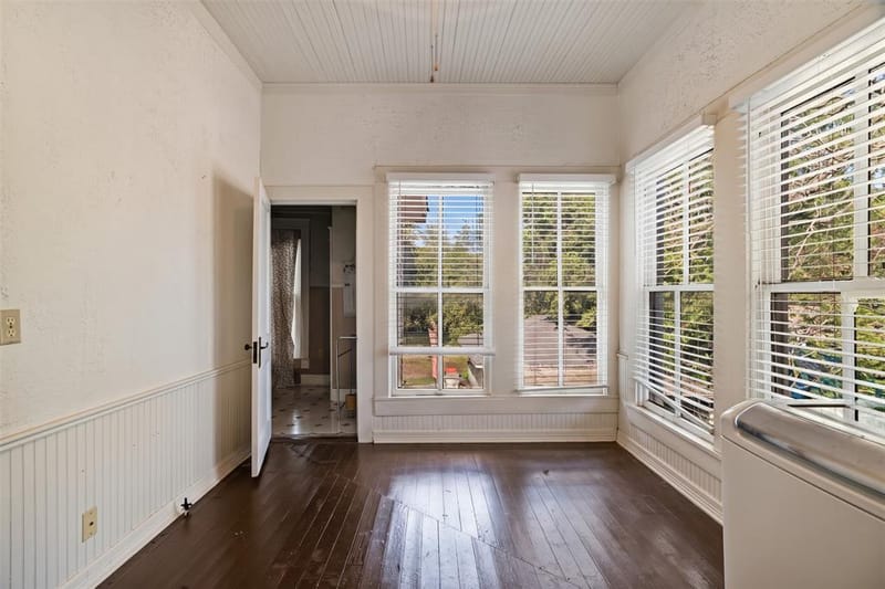 334 W Washington Street, Paris TX 75460 - Photo 25