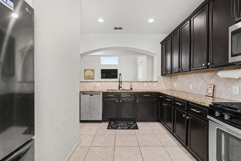 424 Winchester Drive, Celina TX 75009 - Photo 6