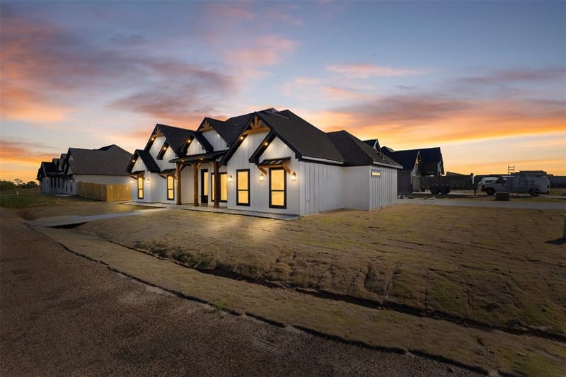 273 Victory Drive, Mabank TX 75147 - Photo 2