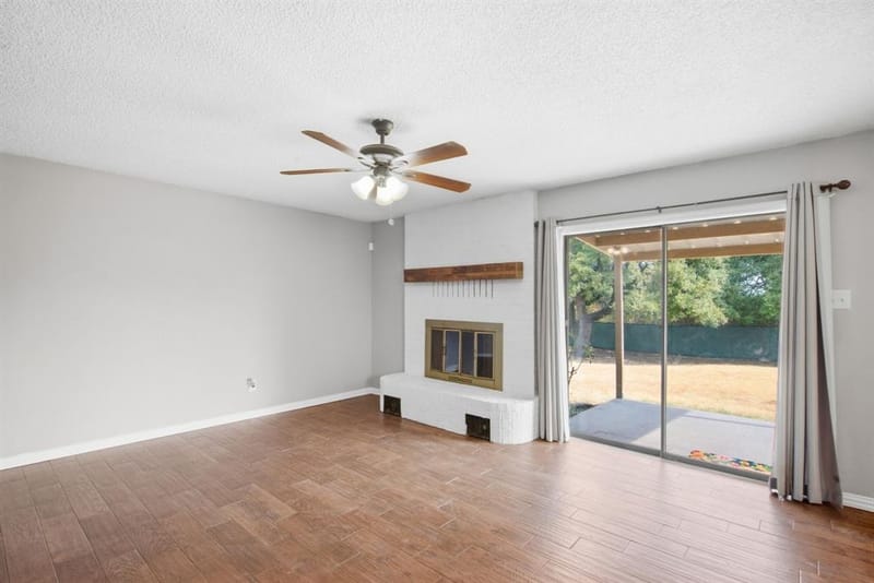 1526 W Bankhead, Weatherford TX 76086 - Photo 10
