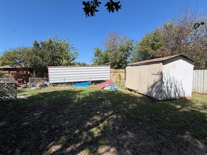 309 Boyd Street, Cleburne TX 76031 - Photo 6