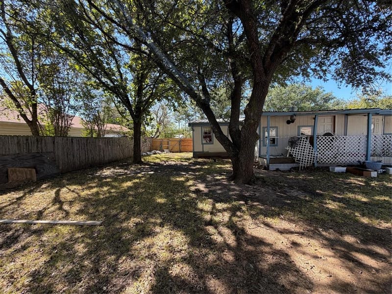 309 Boyd Street, Cleburne TX 76031 - Photo 7