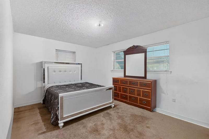 2616 Mossglen Drive, Dallas TX 75227 - Photo 16