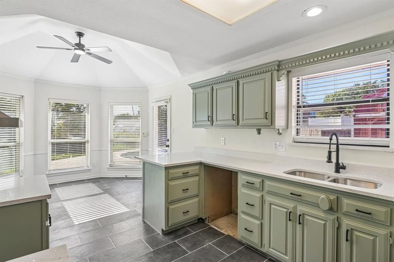 4913 Van Ness Street, Garland TX 75043 - Photo 8