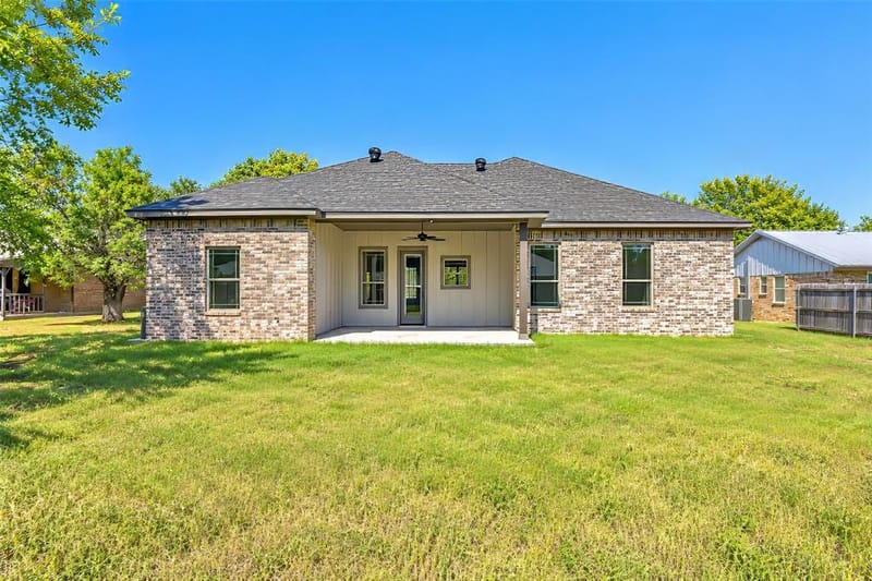 115 Wheeler Street, Glen Rose TX 76043 - Photo 21