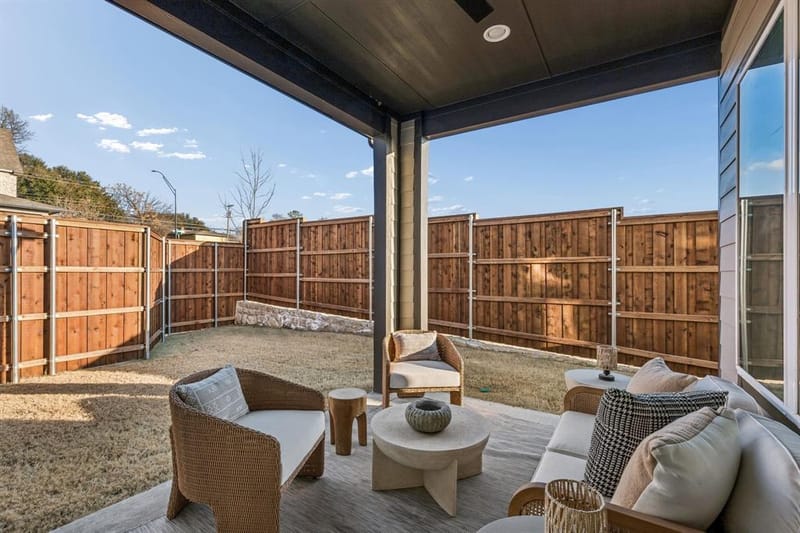 9356 Charlie Lane, Dallas TX 75238 - Photo 29