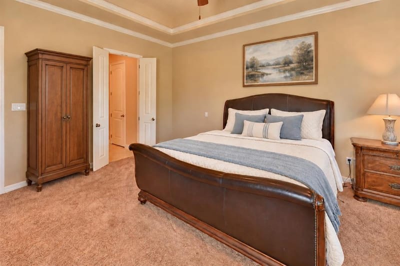 2541 Vineyard Drive, Granbury TX 76048 - Photo 6