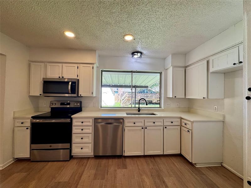6645 Starnes Road, Watauga TX 76148 - Photo 2