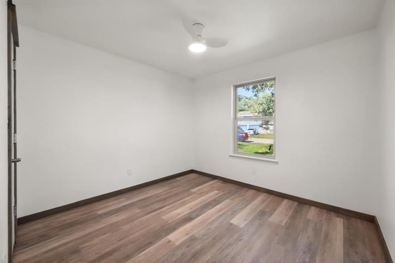 5701 Guildwood Drive, Arlington TX 76017 - Photo 8